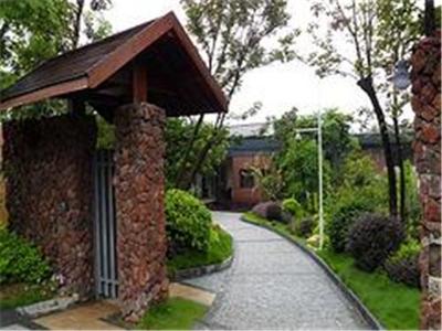 供应海南热销三亚园林景观 园林景观工程公司