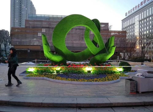 大型春字仿真绿雕我厂制作的效果好 四川成都绿雕厂