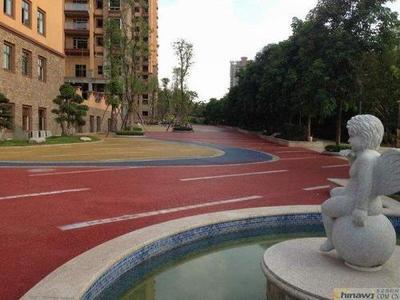 广东云浮生态环保透水地坪与彩色压模混凝土路面材料在景观工程中的应用